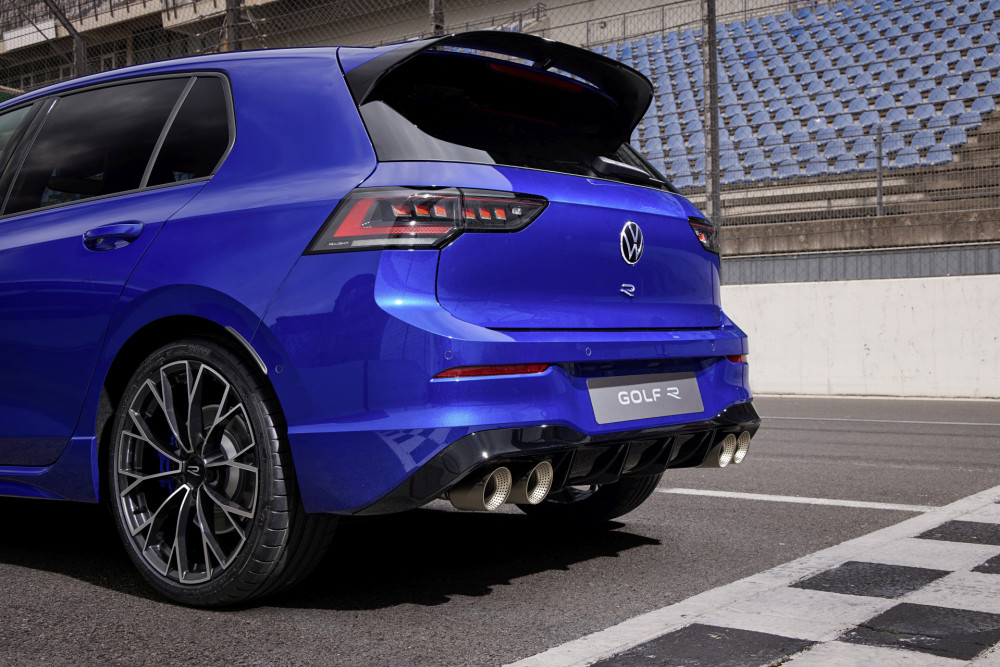 Volkswagen Golf R Lapiz Blue